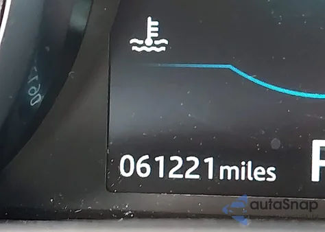 2019 Jaguar Xe 25T Premium из США, поврежденный, VIN SAJAD4FX0KCP50800